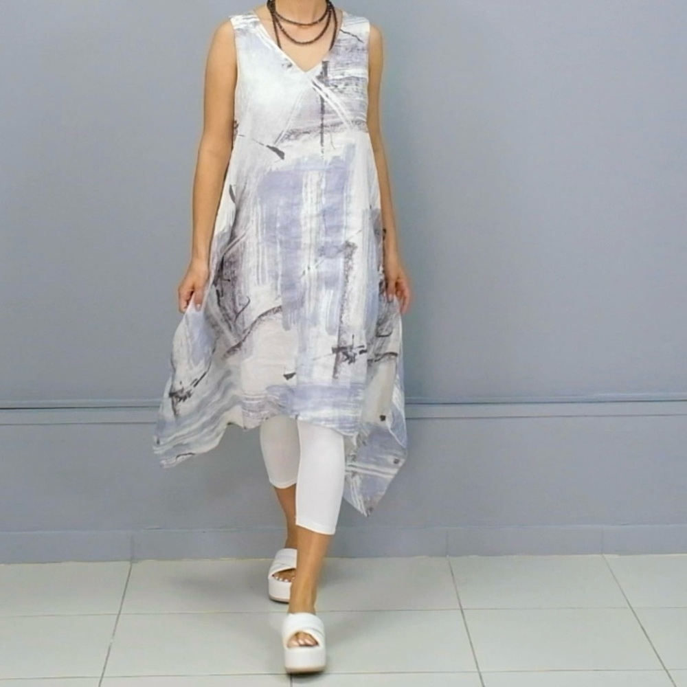 Ever Sassy Asymmetrical Abstract Sleeveless Dress in Blue and White  Size S - Picture 3 of 9
